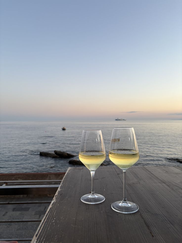 White Wine Stemware collection